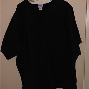 Landau men’s black scrub top